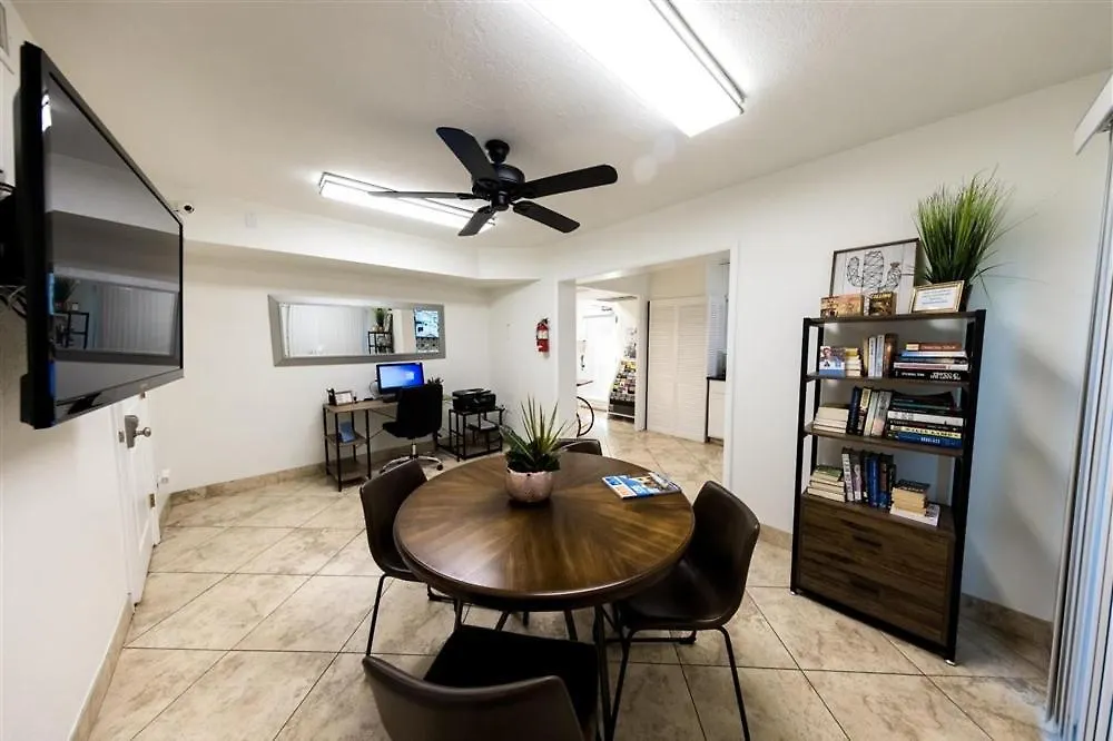 דירות סקוטסדייל 227-Fully Furnished, Wifi Included